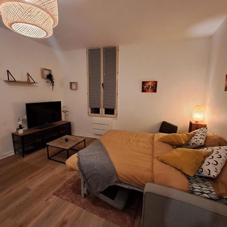 Le Saint Jean , Centre Historique, Wifi, Tout Equipe, Ideal Famille, Business, Ou Simple Escapade Niort Exterior photo