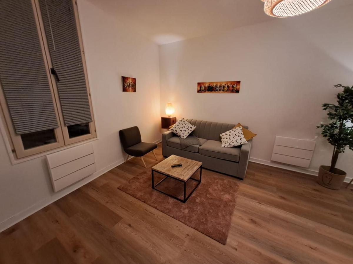 Le Saint Jean , Centre Historique, Wifi, Tout Equipe, Ideal Famille, Business, Ou Simple Escapade Niort Exterior photo